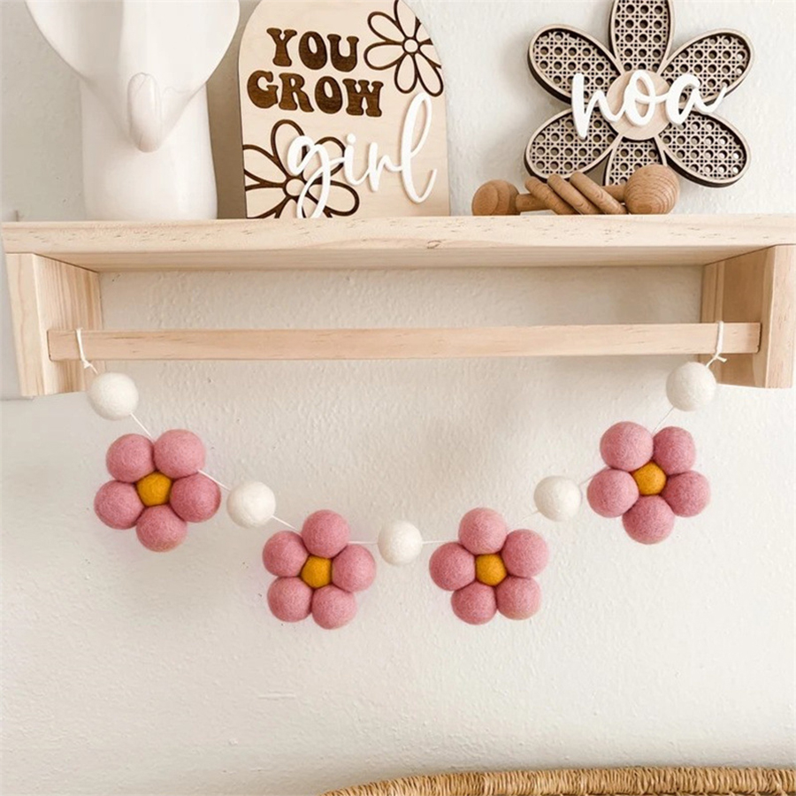 Baby Nursery Garland - Handmade Felt Daisy Wreath Bohemian Baby