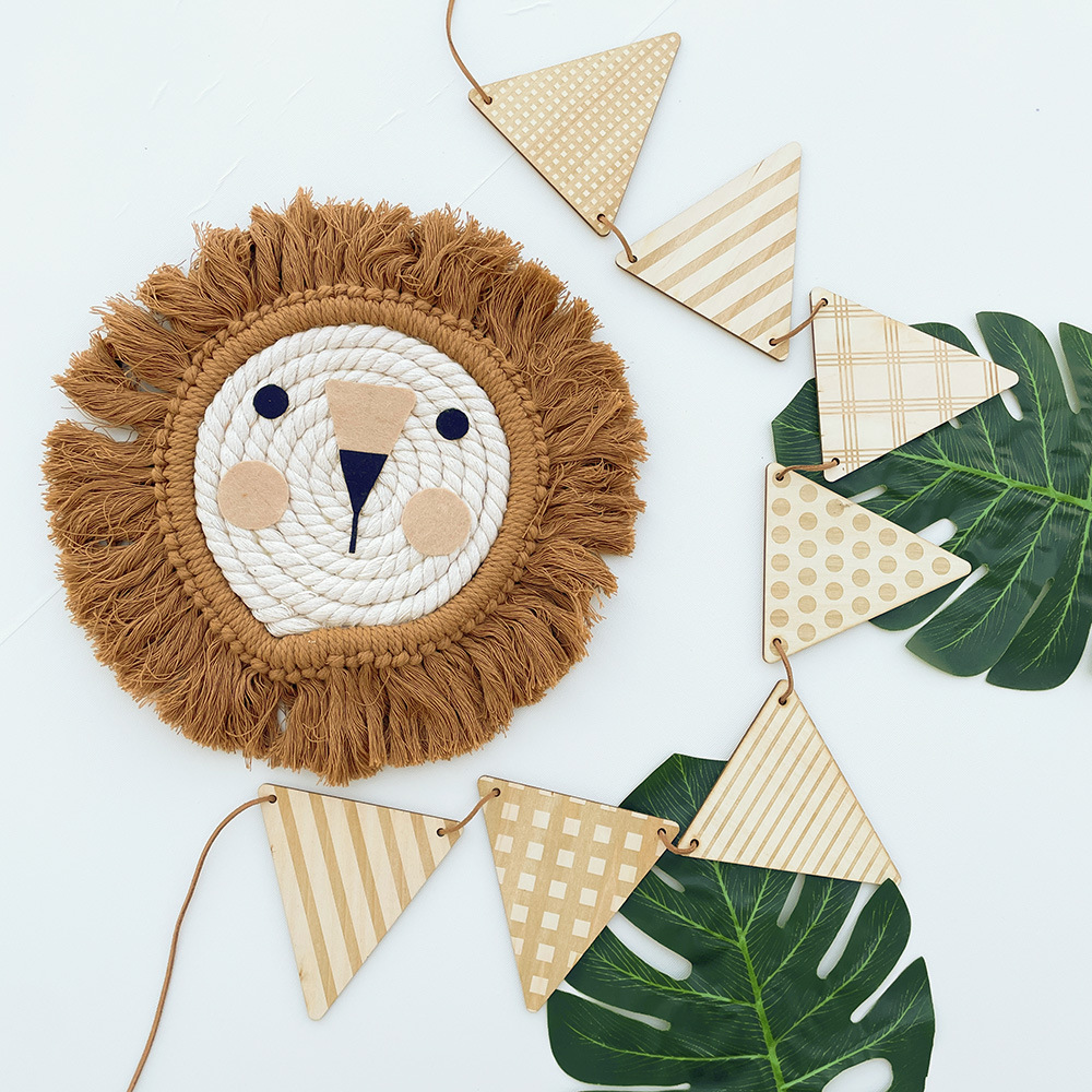 Nordic Wooden Triangle Flag Wa - Baby Nursery Garland recension och pris